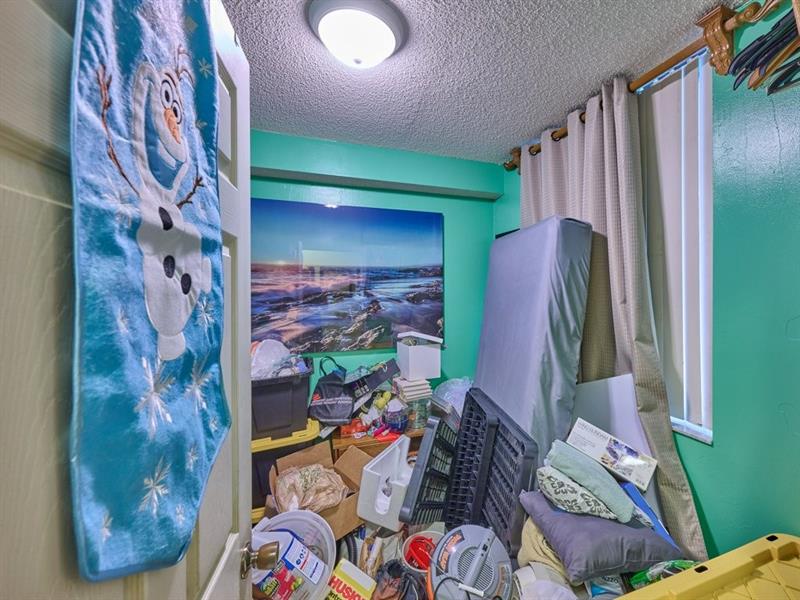 Image 10 of 29 For 3253 Riverside Dr  D-301