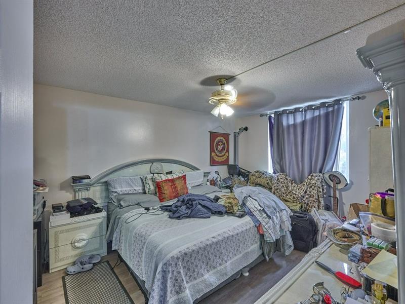 Image 23 of 29 For 3253 Riverside Dr  D-301