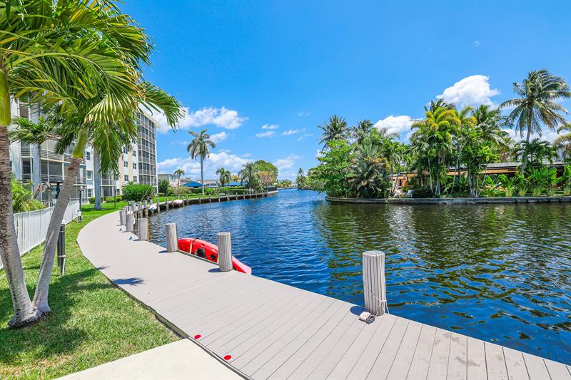 Image 29 of 42 For 3010 16th Ave  405