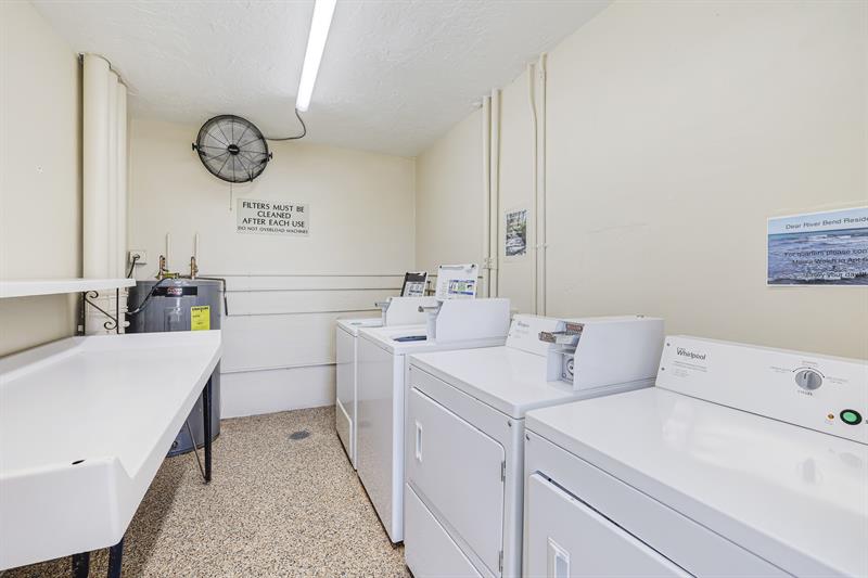 Image 41 of 42 For 3010 16th Ave  405