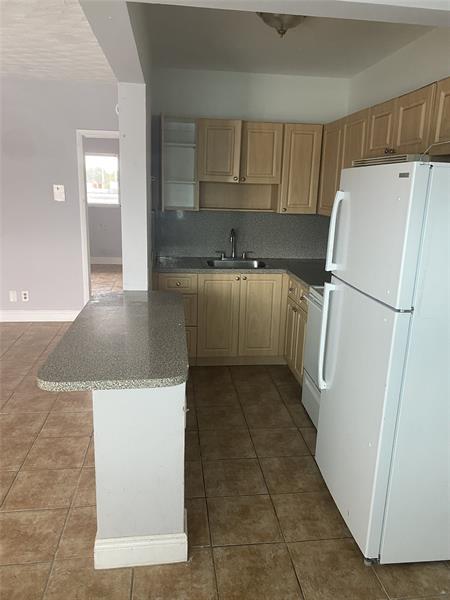 Image 12 of 13 For 800 13th  6