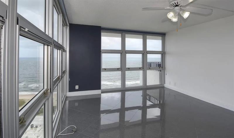 Image 22 of 35 For 531 Ocean Blvd