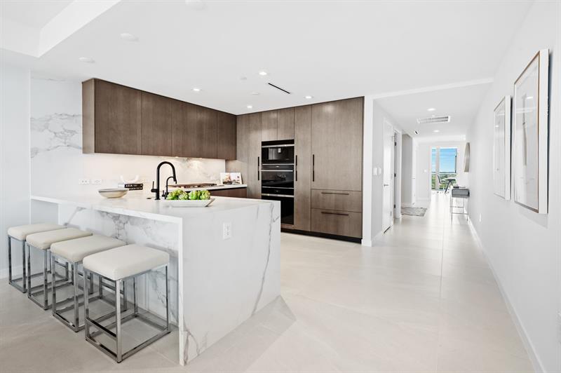 Image 13 of 83 For 1116 Ocean Blvd  1606