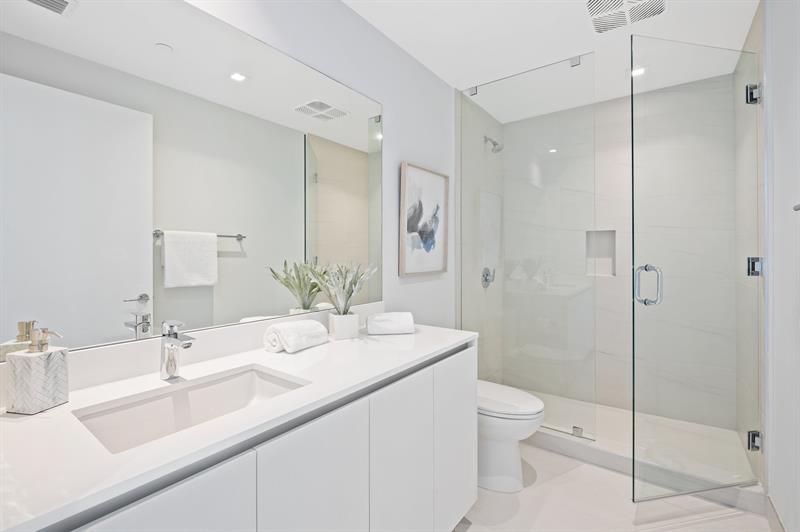 Image 27 of 83 For 1116 Ocean Blvd  1606