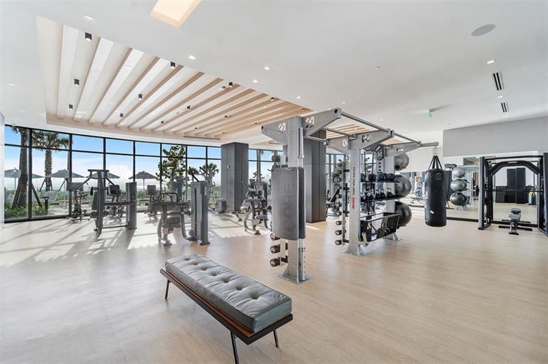 Image 46 of 83 For 1116 Ocean Blvd  1606