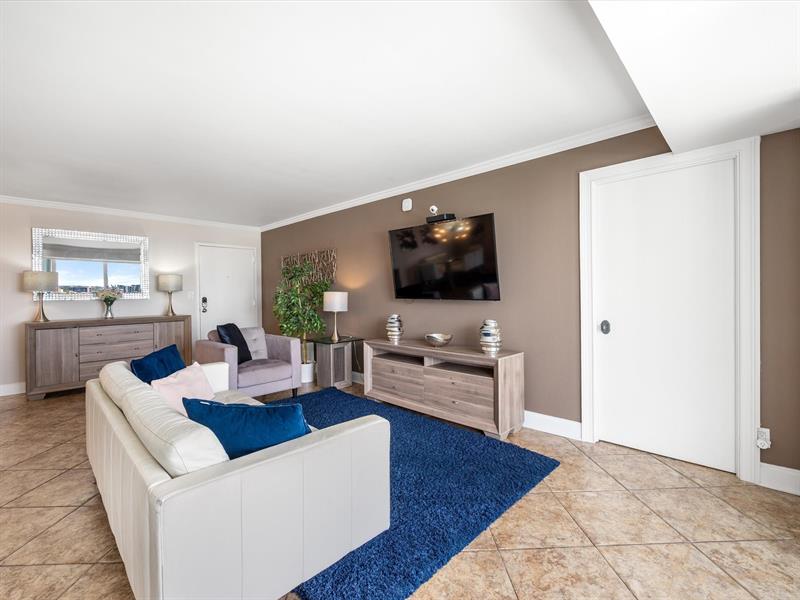 Image 10 of 35 For 2841 Ocean Blvd  1407