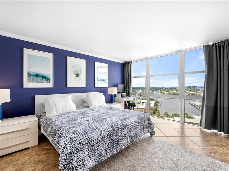 Image 19 of 35 For 2841 Ocean Blvd  1407