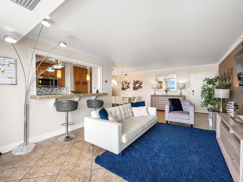 Image 9 of 35 For 2841 Ocean Blvd  1407