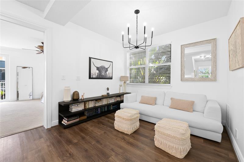 Image 23 of 38 For 920 8th St  