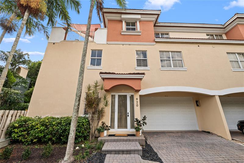 Image 34 of 38 For 920 8th St  