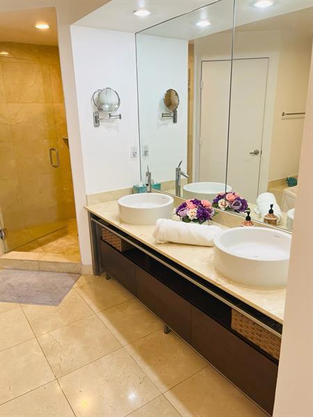 Image 15 of 28 For 16275 Collins Ave  2304