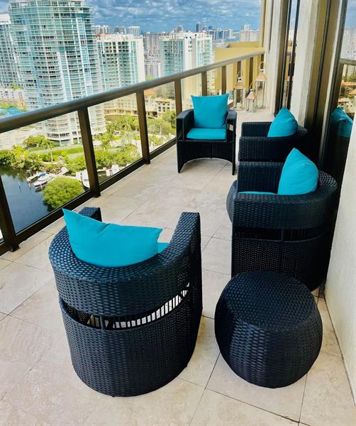 Image 8 of 28 For 16275 Collins Ave  2304