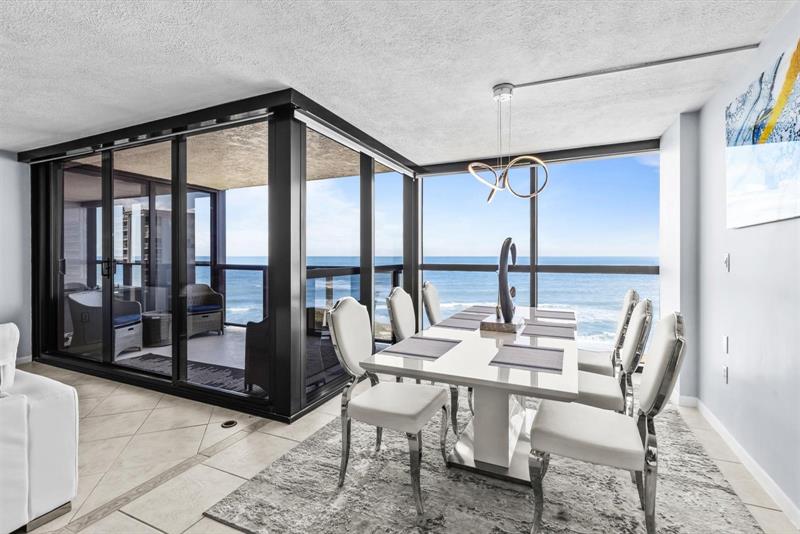 Image 14 of 47 For 10410 Ocean Dr  908