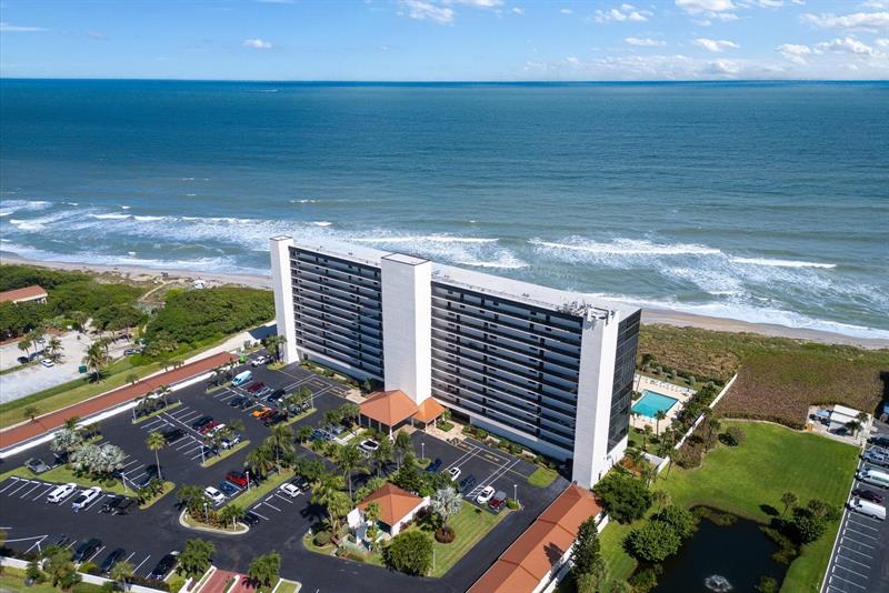 Image 36 of 47 For 10410 Ocean Dr  908