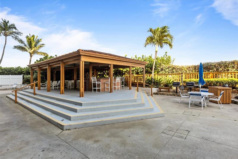 Image 43 of 47 For 10410 Ocean Dr  908