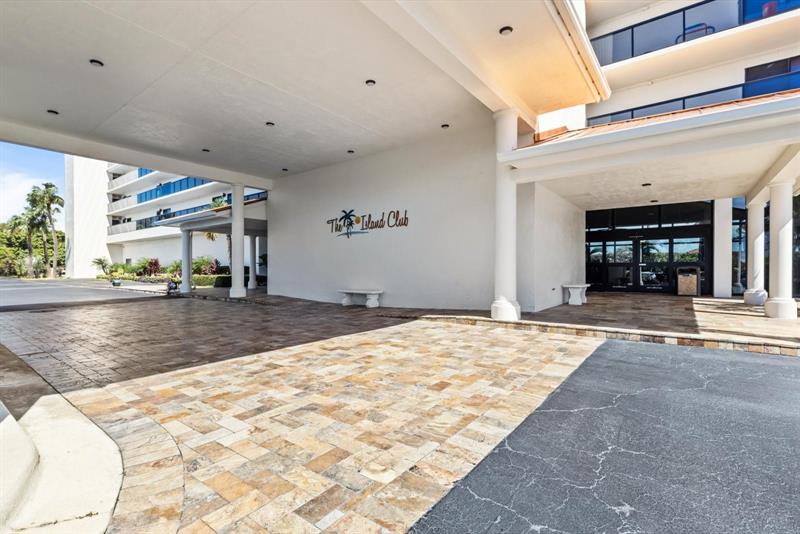 Image 44 of 47 For 10410 Ocean Dr  908