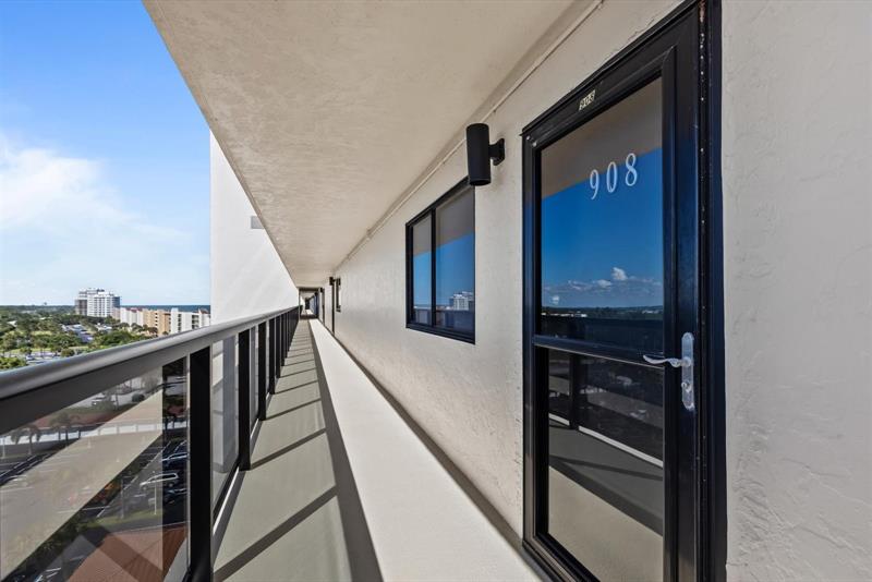 Image 46 of 47 For 10410 Ocean Dr  908