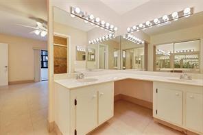 Image 12 of 22 For 3565 Magellan Cir  337-3