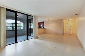 Image 17 of 22 For 3565 Magellan Cir  337-3