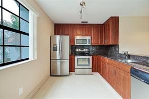 Image 4 of 22 For 3565 Magellan Cir  337-3