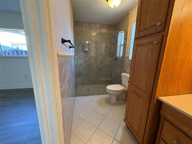 Image 11 of 15 For 9310 26th St