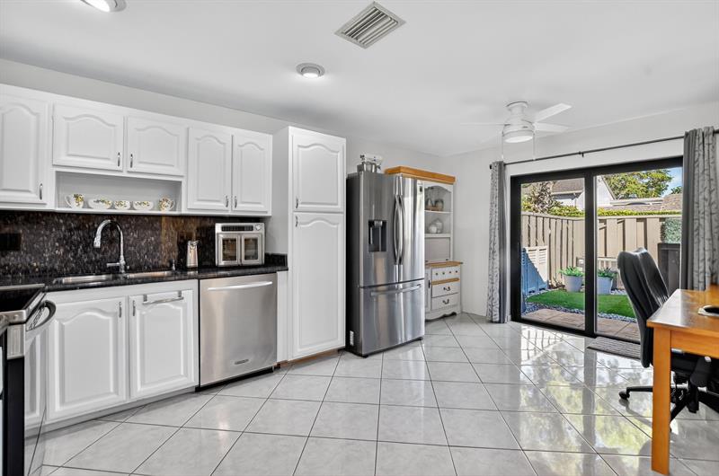Image 6 of 48 For 479 Deer Creek Wildwood Lane E