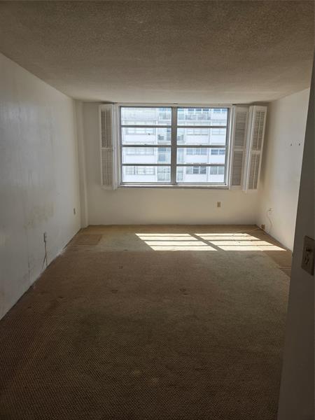 Image 12 of 14 For 2750 183rd St  1803
