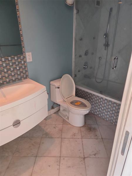 Image 13 of 14 For 2750 183rd St  1803