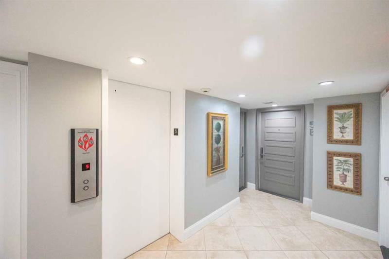 Image 3 of 68 For 2800 Sunrise Blvd  5b