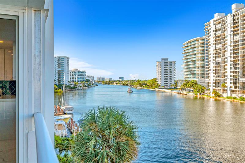 Image 38 of 68 For 2800 Sunrise Blvd  5b