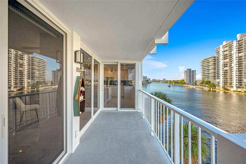 Image 43 of 68 For 2800 Sunrise Blvd  5b