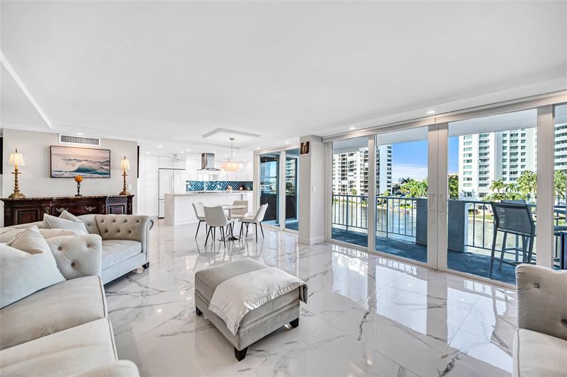 Image 7 of 68 For 2800 Sunrise Blvd  5b