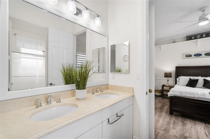 Image 38 of 79 For 6911 112 Way