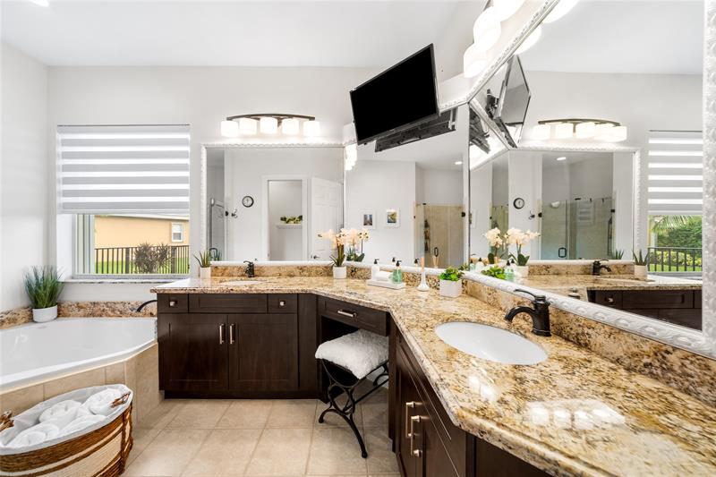 Image 5 of 79 For 6911 112 Way