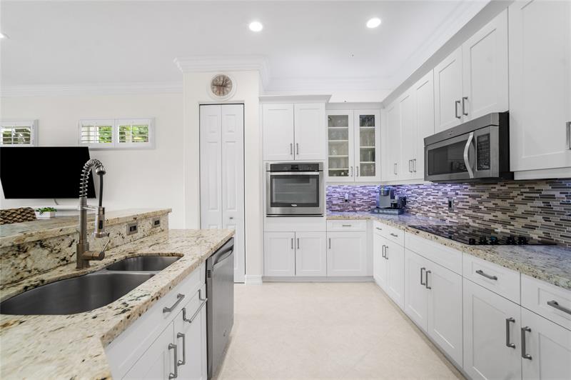 Image 6 of 79 For 6911 112 Way