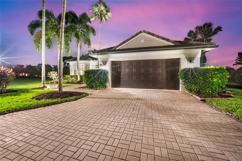 Image 76 of 79 For 6911 112 Way