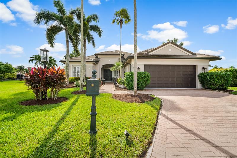 Image 9 of 79 For 6911 112 Way