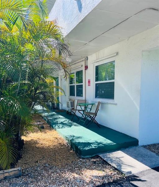 Image 5 of 13 For 3211 44th St  105