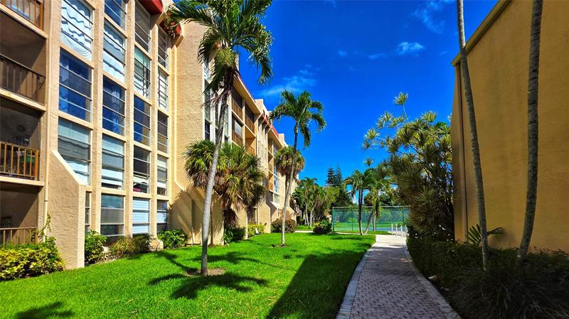 Details for 2001 Atlantic Shores Blvd  411, Hallandale Beach, FL 33009