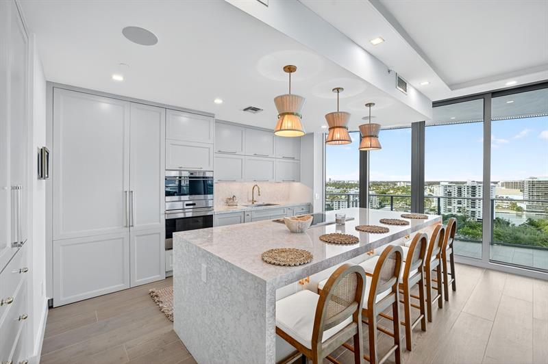 Image 11 of 98 For 701 Fort Lauderdale Beach Blvd  1606