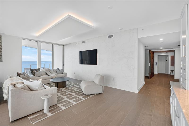 Image 13 of 98 For 701 Fort Lauderdale Beach Blvd  1606