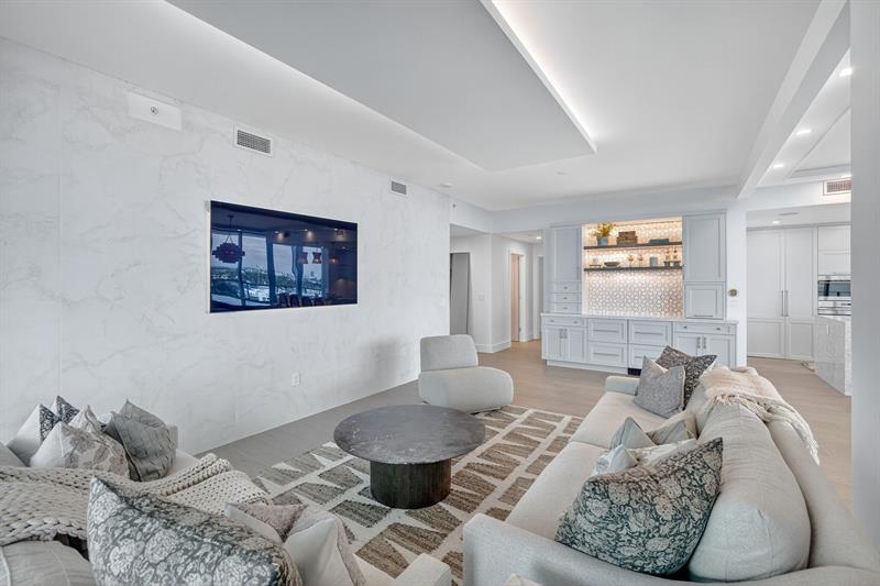 Image 16 of 98 For 701 Fort Lauderdale Beach Blvd  1606