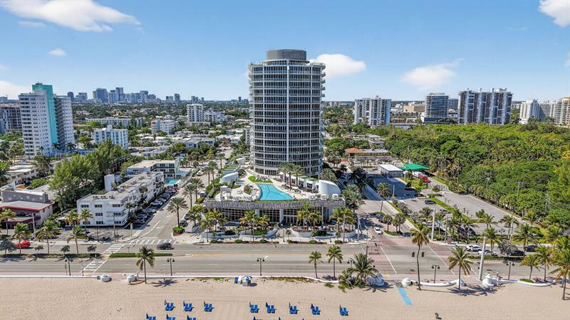 Image 4 of 98 For 701 Fort Lauderdale Beach Blvd  1606