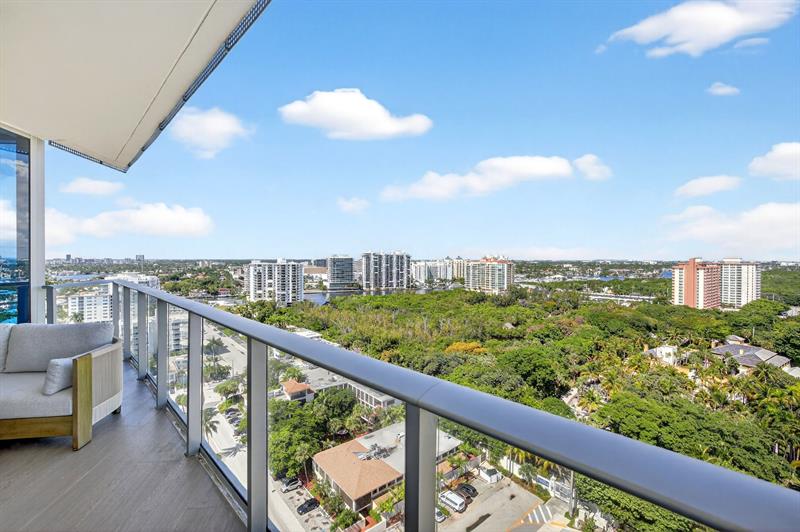 Image 52 of 98 For 701 Fort Lauderdale Beach Blvd  1606