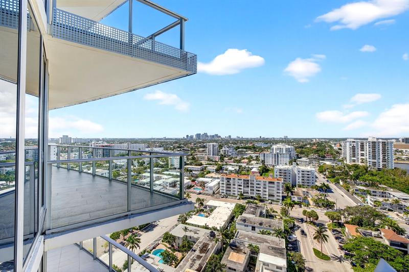 Image 55 of 98 For 701 Fort Lauderdale Beach Blvd  1606