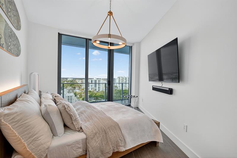 Image 60 of 98 For 701 Fort Lauderdale Beach Blvd  1606