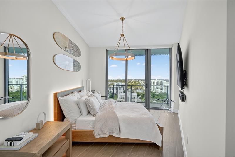 Image 61 of 98 For 701 Fort Lauderdale Beach Blvd  1606