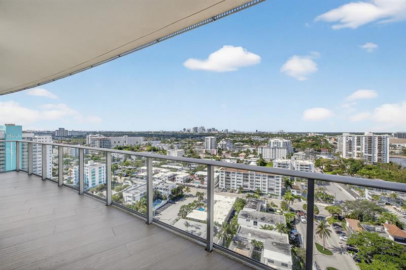 Image 66 of 98 For 701 Fort Lauderdale Beach Blvd  1606