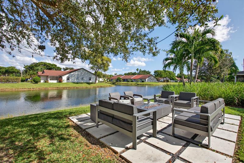 Image 28 of 38 For 9265 Chambers St  9265