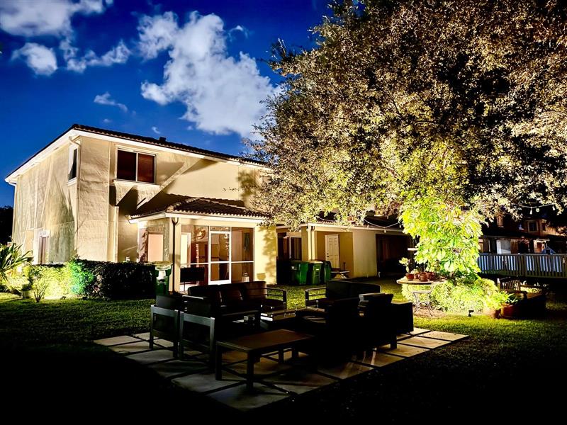 Image 31 of 38 For 9265 Chambers St  9265